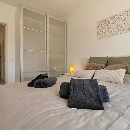 Casa Carla فندق